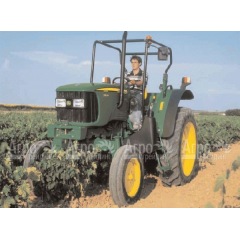 Многофункциональный минитрактор John Deere 5515 в Ростове-на-Дону